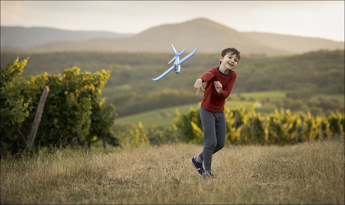 Házíme s klukem na kopci