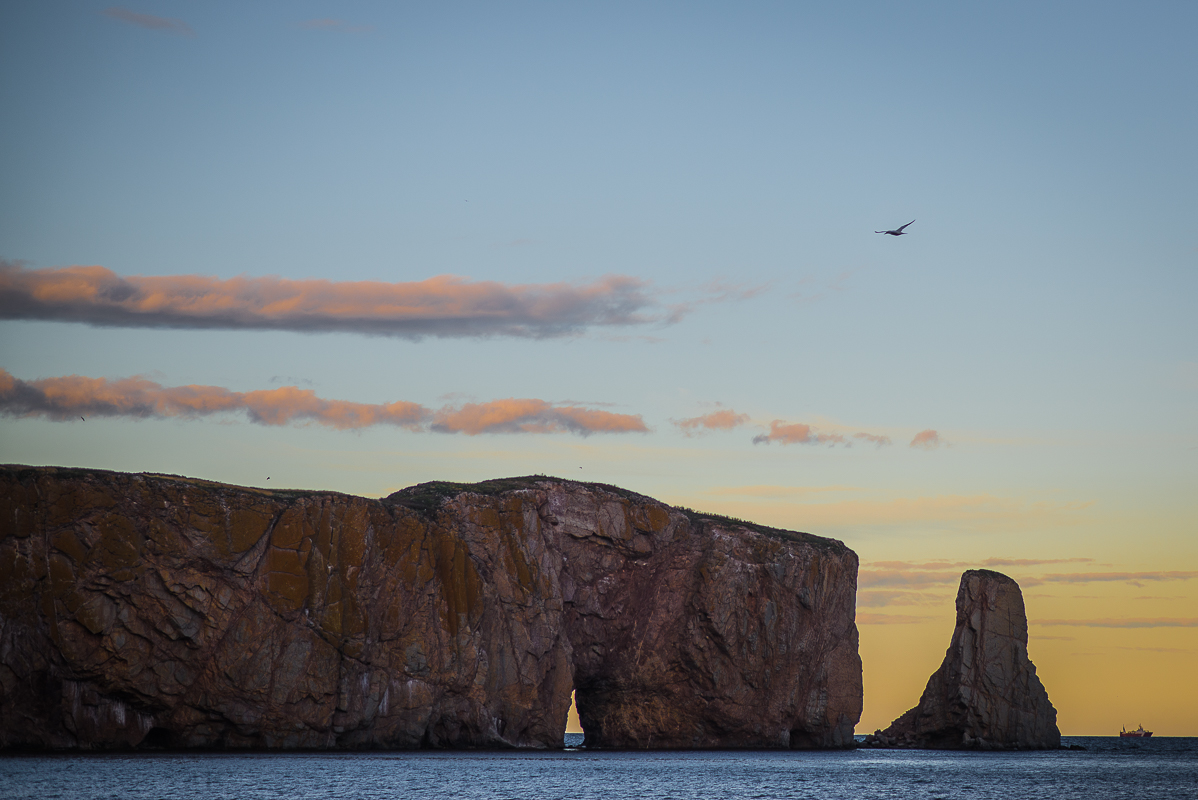 Už vyplouvá loď John B