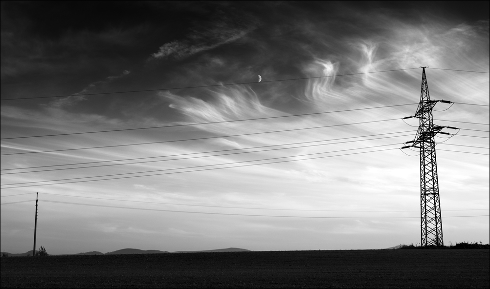 Moon on wire