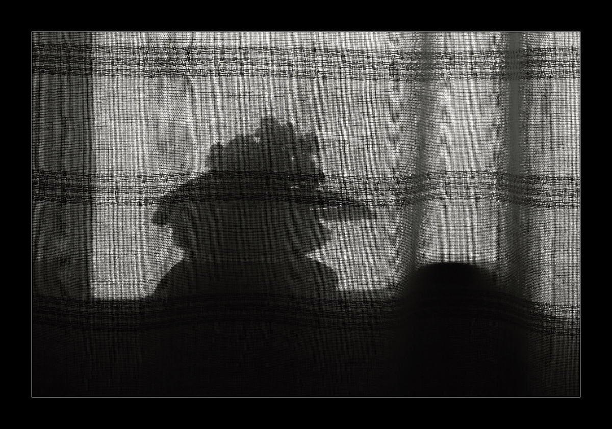 Čarodějnice za záclonou