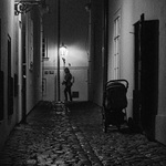v temných uličkách...