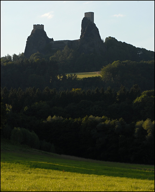 ...hrad Trosky...