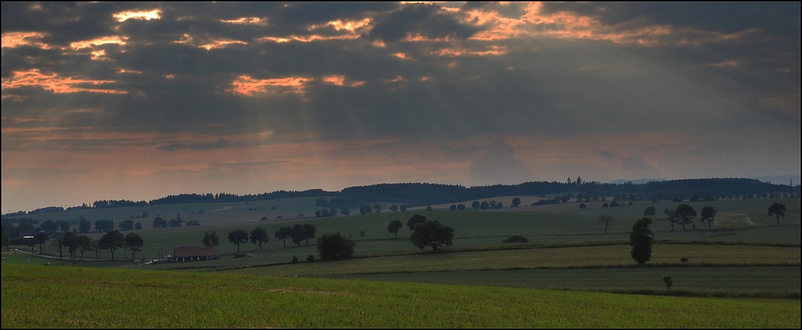 ...paprsky...