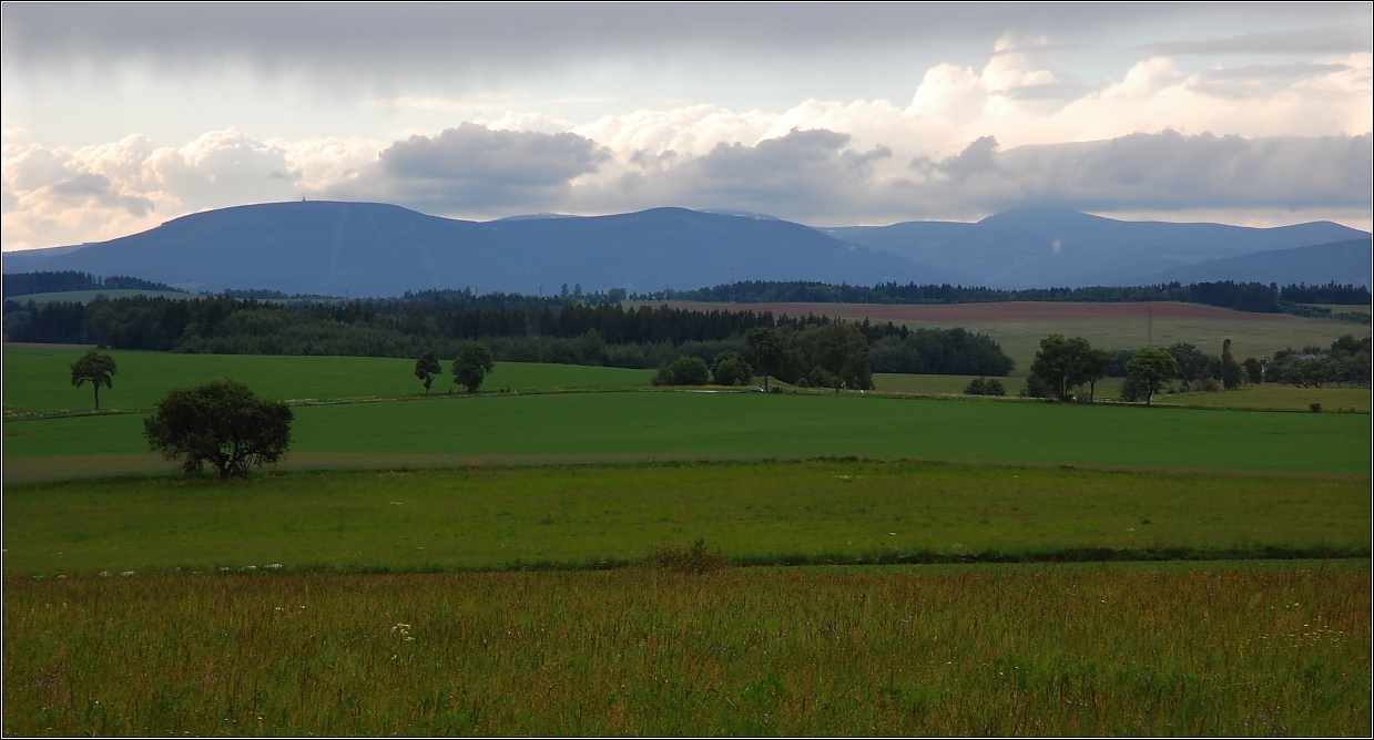 ...podhůří Krkonoš...