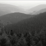 ...kopečky v mlze...