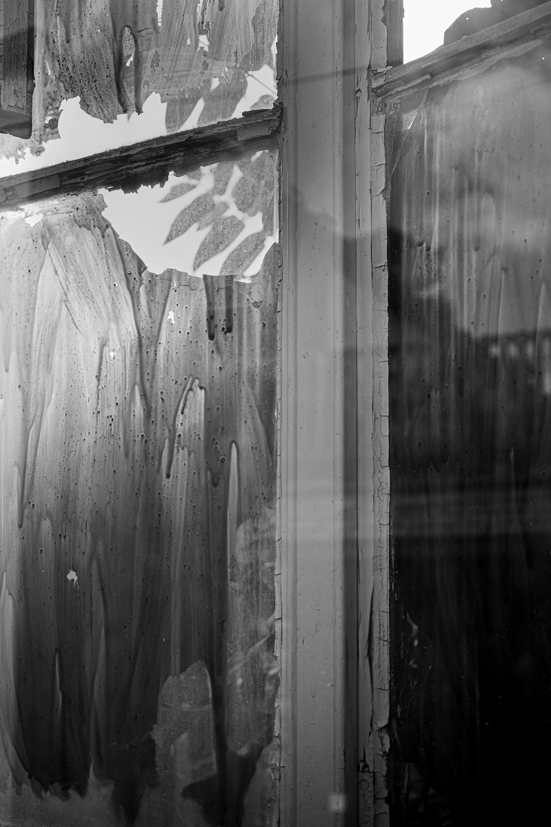 trochu zvláštní okno