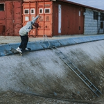 Fanda-backside grind