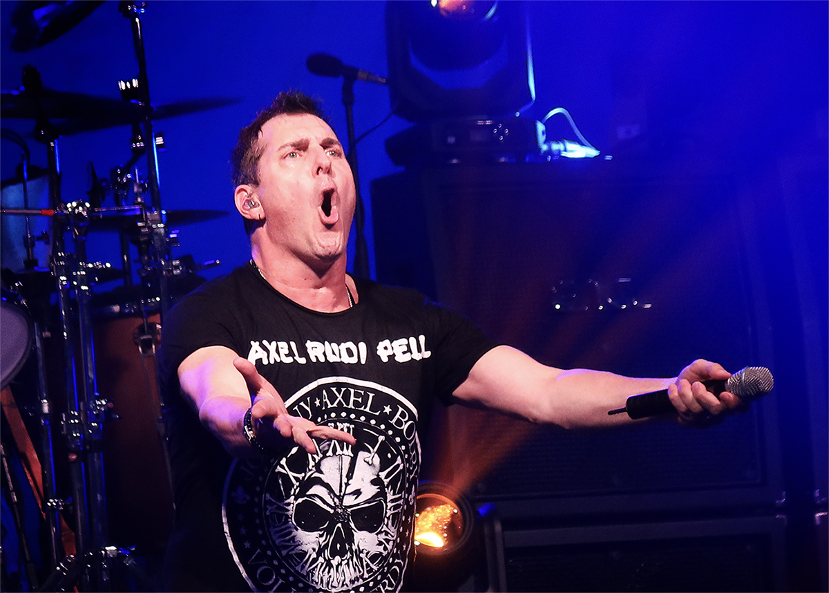 Johnny Gioeli - (Axel Rudi Pell)