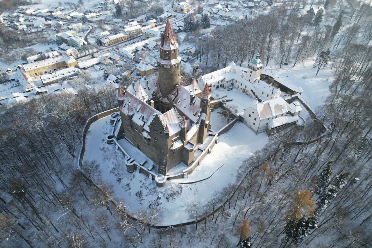 Bouzov