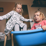 máme kocábku náram- náram- ...