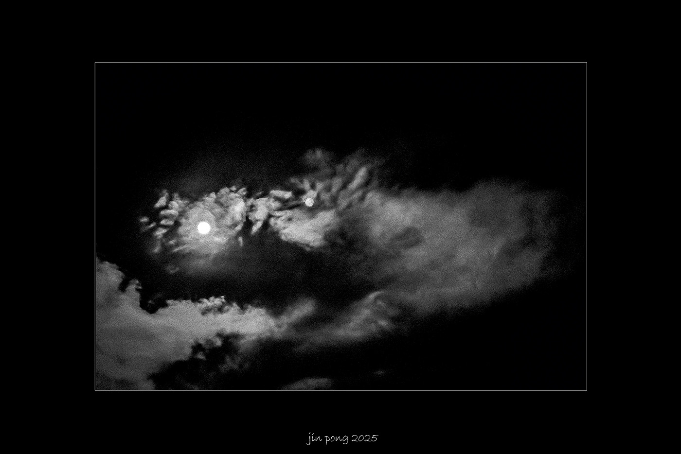  \" Mačka a Mesiac \" 